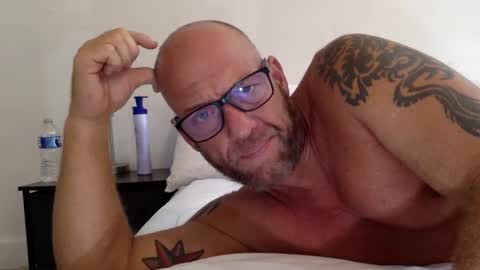 . online show from February 21, 10:04 pm