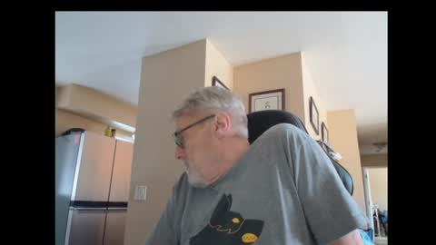 cjscout online show from April 6, 7:14 pm