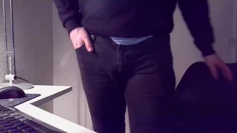 clamshive7 online show from March 21, 6:23 pm