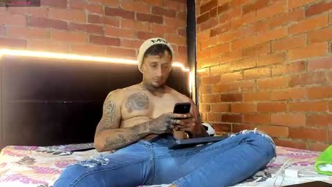 Juanpaindependent model online show from May 24, 2:39 am