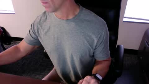 Snapshot of clemike69 chatting on October 27, 2:41 pm clemike69 online show from October 27, 2:41 pm