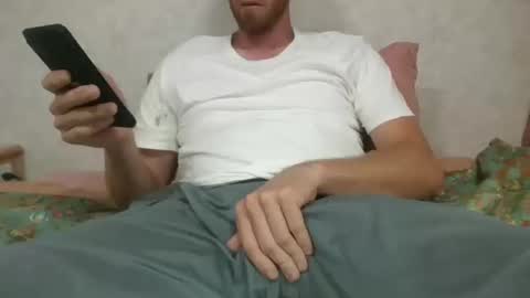 Snapshot of clifford434 chatting on October 13, 3:23 am clifford434 online show from October 13, 3:23 am