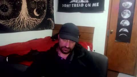 Snapshot of clintwood12 chatting on October 17, 1:31 am chad online show from October 17, 1:31 am