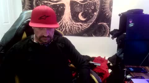 Snapshot of clintwood12 chatting on October 6, 11:59 am chad online show from October 6, 11:59 am