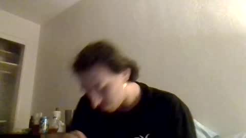 tallhungandcloudy online show from February 22, 9:21 am