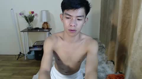 clyde_twinkx online show from February 10, 10:58 pm