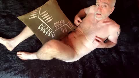 Snapshot of clydeninethousand chatting on September 20, 5:02 pm clydeninethousand online show from September 20, 5:02 pm