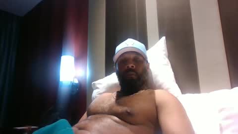 Snapshot of cockslanger39 chatting on February 21, 7:01 am Cockslanger39 online show from February 21, 7:01 am