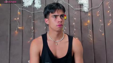 Cody Pipper online show from December 12, 3:32 am