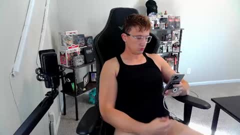 codyt1016 online show from October 17, 4:00 pm