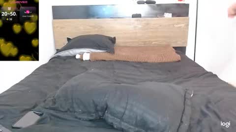 colin_lewisss online show from November 30, 11:40 pm