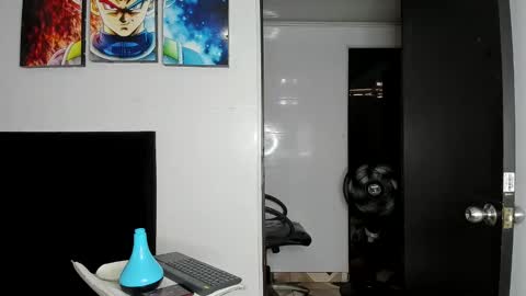 college_muscle_ass online show from February 8, 2:05 pm