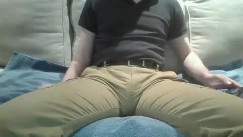 collegevers99 online show from January 3, 1:48 am