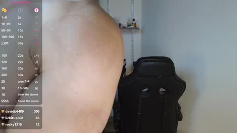 colombianmuscle8 online show from November 7, 3:54 am