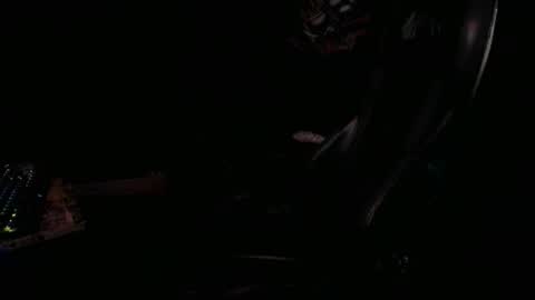 colossaltitann online show from March 13, 8:44 am