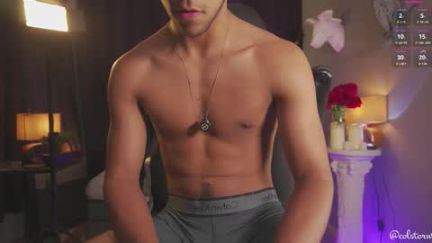 colstorw_ online show from February 6, 10:12 am