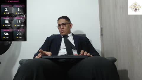 coltonmassif_ online show from March 22, 8:30 am