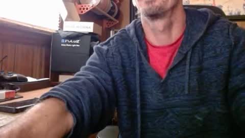 Nelson or ComicKing and sometime Peachy143 online show from March 9, 3:38 pm