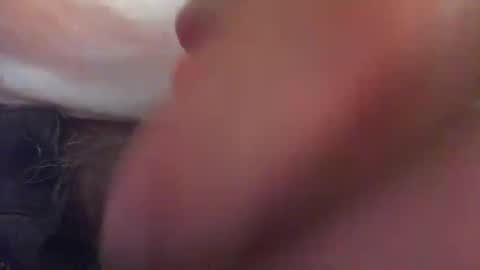 Snapshot of comox1961 chatting on December 16, 12:37 am comox online show from December 16, 12:37 am