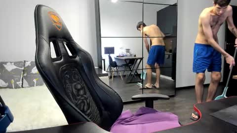 cookies_boys online show from November 18, 6:39 am