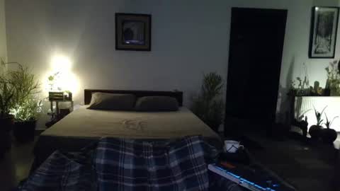 Cool2Buddies online show from July 28, 6:42 pm