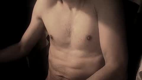 Snapshot of coolmementox chatting on February 11, 11:33 pm ChoveEnArrakis online show from February 11, 11:33 pm