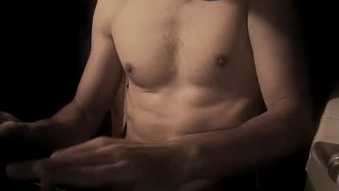 Snapshot of coolmementox chatting on January 26, 10:35 pm ChoveEnArrakis online show from January 26, 10:35 pm