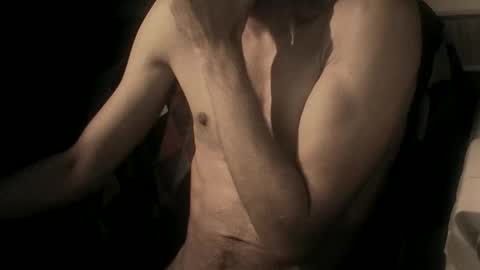 Snapshot of coolmementox chatting on October 1, 7:29 pm ChoveEnArrakis online show from October 1, 7:29 pm