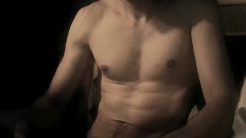 Snapshot of coolmementox chatting on October 4, 4:23 pm ChoveEnArrakis online show from October 4, 4:23 pm