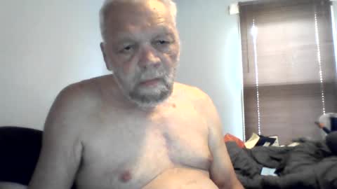 coryp online show from August 6, 12:33 pm