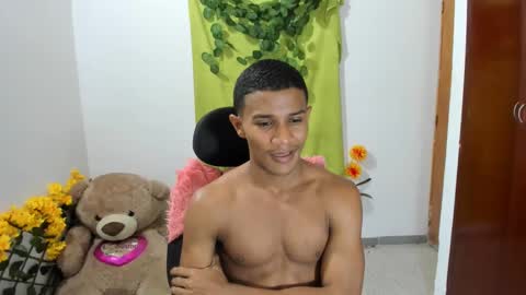 Ethan  online show from February 14, 11:10 pm