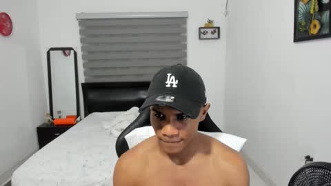 Ethan  online show from November 27, 12:03 am