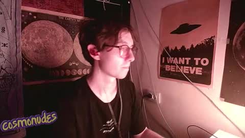 Snapshot of cosmonudes chatting on October 27, 3:14 pm Barry online show from October 27, 3:14 pm