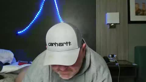 Ieathairytacos online show from December 17, 11:00 pm