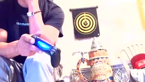 Snapshot of crazy4feetmanic chatting on October 17, 12:36 am drbucknaked online show from October 17, 12:36 am