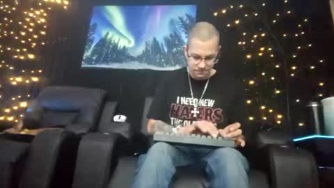 crazy_tazz online show from February 2, 2:45 pm