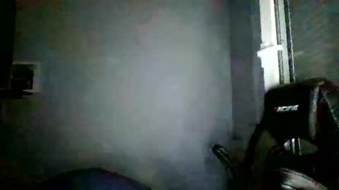 crazyboy44412345 online show from May 31, 10:22 pm