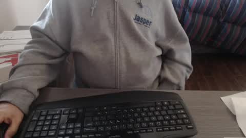 Creamormilk online show from September 16, 2:07 pm