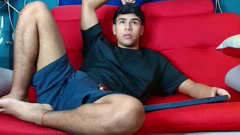 crh58_ online show from December 5, 1:46 am