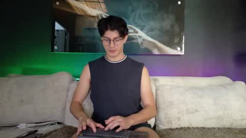 CRHISTIAN online show from April 1, 2:36 pm