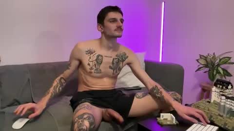 Crinifer online show from January 15, 10:01 pm