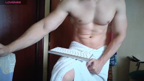 Snapshot of cris2428 chatting on September 10, 4:49 pm cris2428 online show from September 10, 4:49 pm