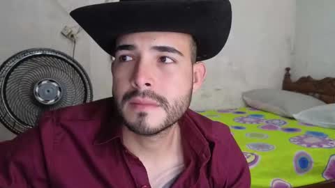 cris_simons online show from February 21, 12:05 am