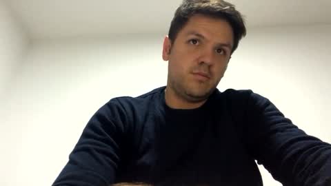 cristopher3042 online show from December 10, 3:30 am