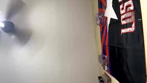 Critter2999LuvsFeet online show from October 27, 8:49 am