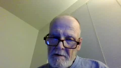 cryptologist630129 online show from January 6, 6:28 am
