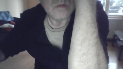 csikar1 online show from November 15, 1:35 pm