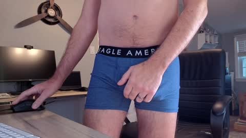 cthotguy5000 online show from December 30, 2:08 pm