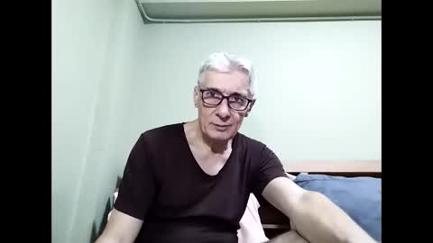 BIG UNCUT HARD COCK online show from October 27, 6:49 am