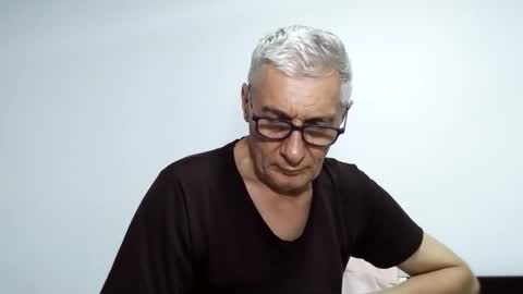 BIG UNCUT HARD COCK online show from March 7, 8:45 am